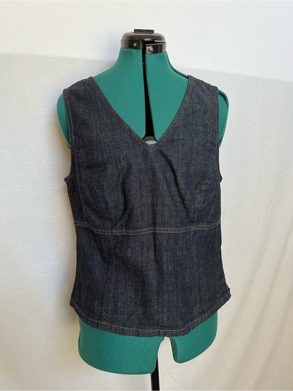 Ann Taylor Dark Indigo Cotton Denim V-Neck Sleeveless Top